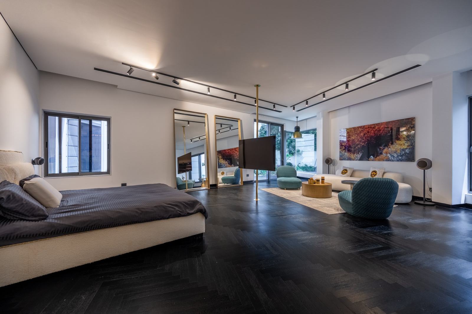 Modern pool house listing, photographed by Re-Capture